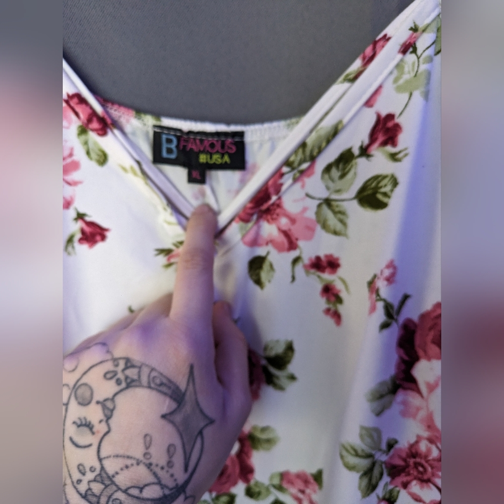 3 FOR $20 Summer/Spring FLORAL DRESS - Picture 3 of 4